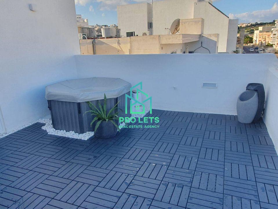 Swieqi &#8211; Penthouse &#8211; 33178