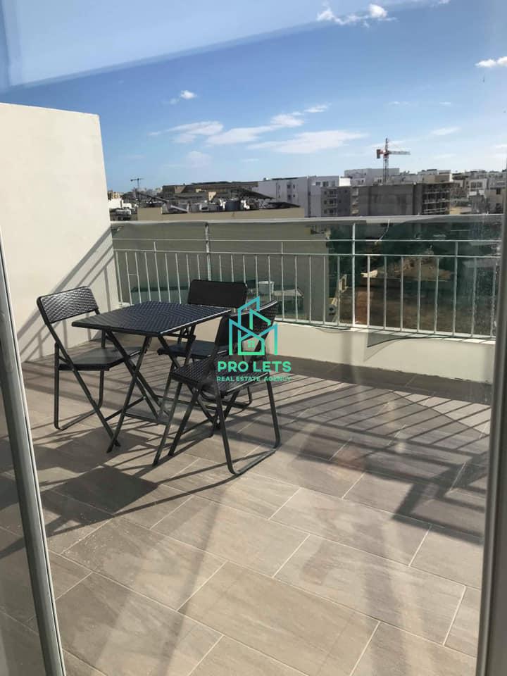 Msida &#8211; Penthouse  &#8211; 33698