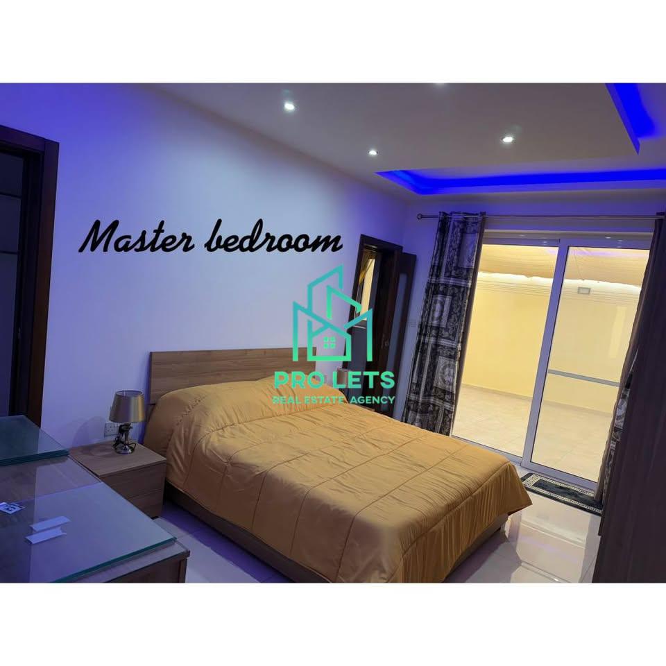 Apartment-Fgura-4905