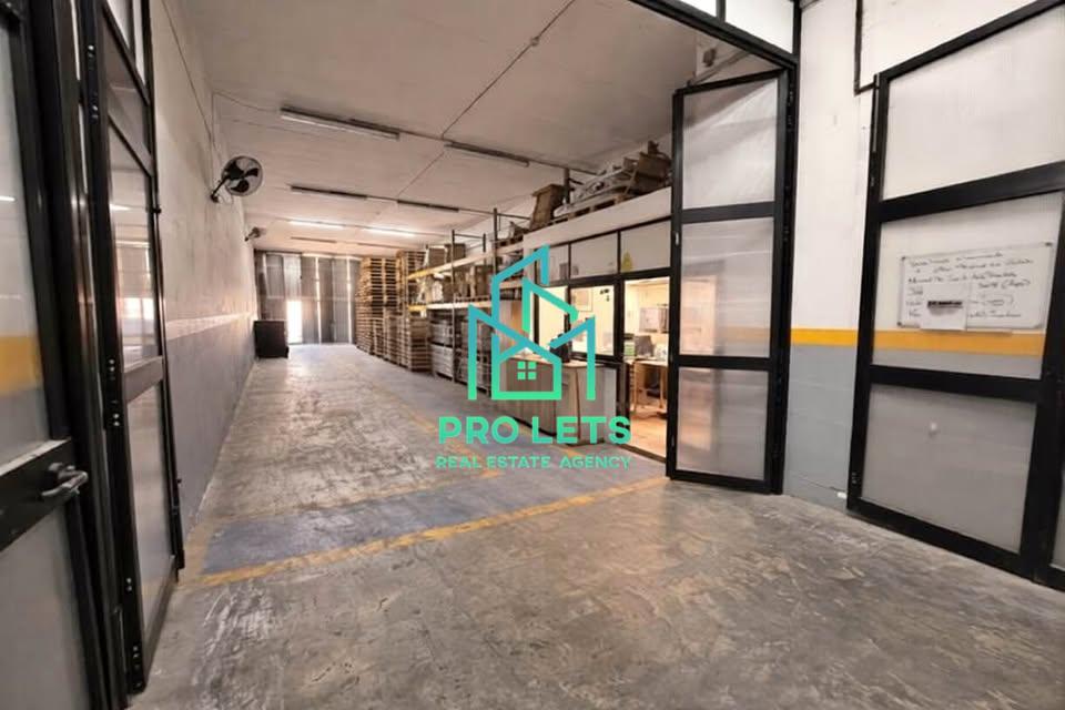 Warehouse-Mosta-5015